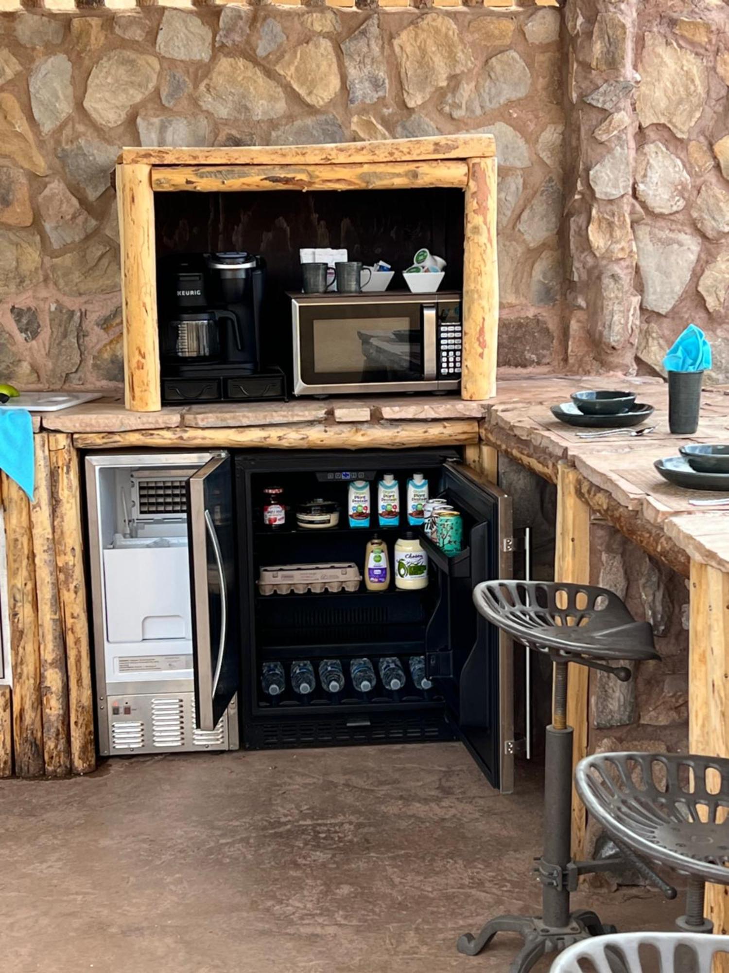 Zion White Bison Glamping & Rv Resort Virgin Luaran gambar